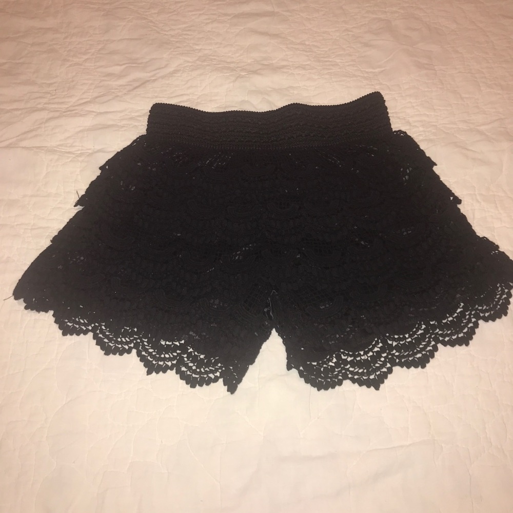 Black Lace Shorts!